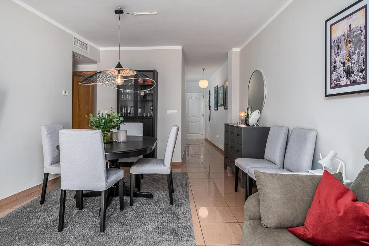Rubarsal 1E Menyber Apartment เนร์คา ภายนอก รูปภาพ
